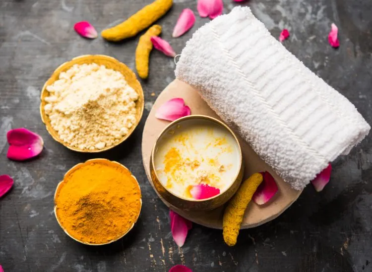 Gram Flour and Turmeric 