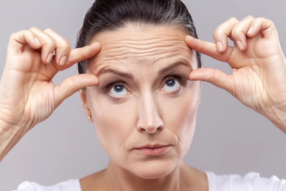 Reduces Wrinkles and Fine Lines