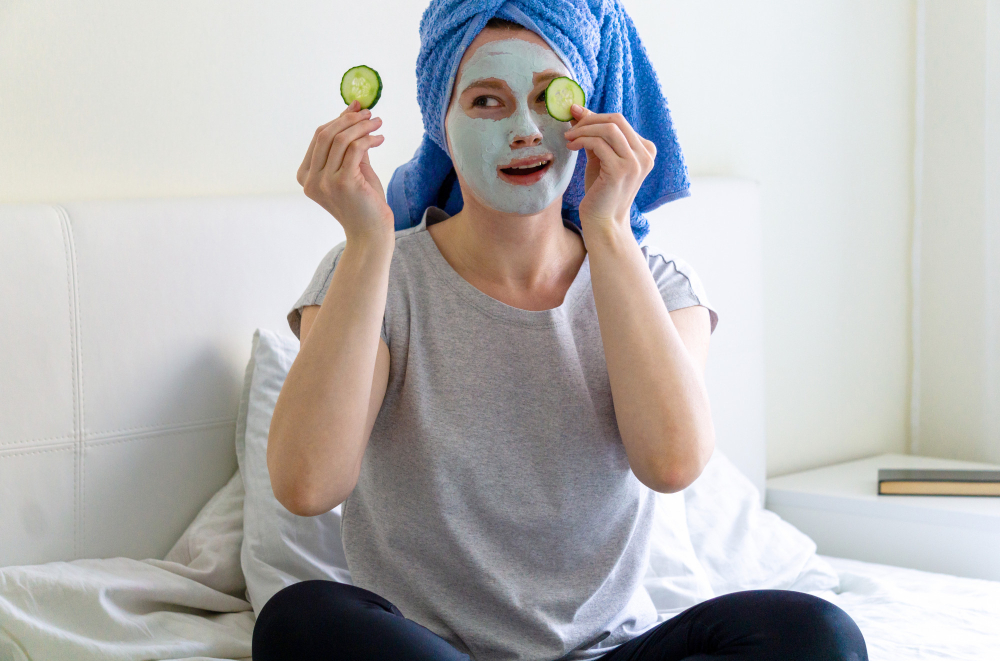 Try Natural Cooling Face Packs